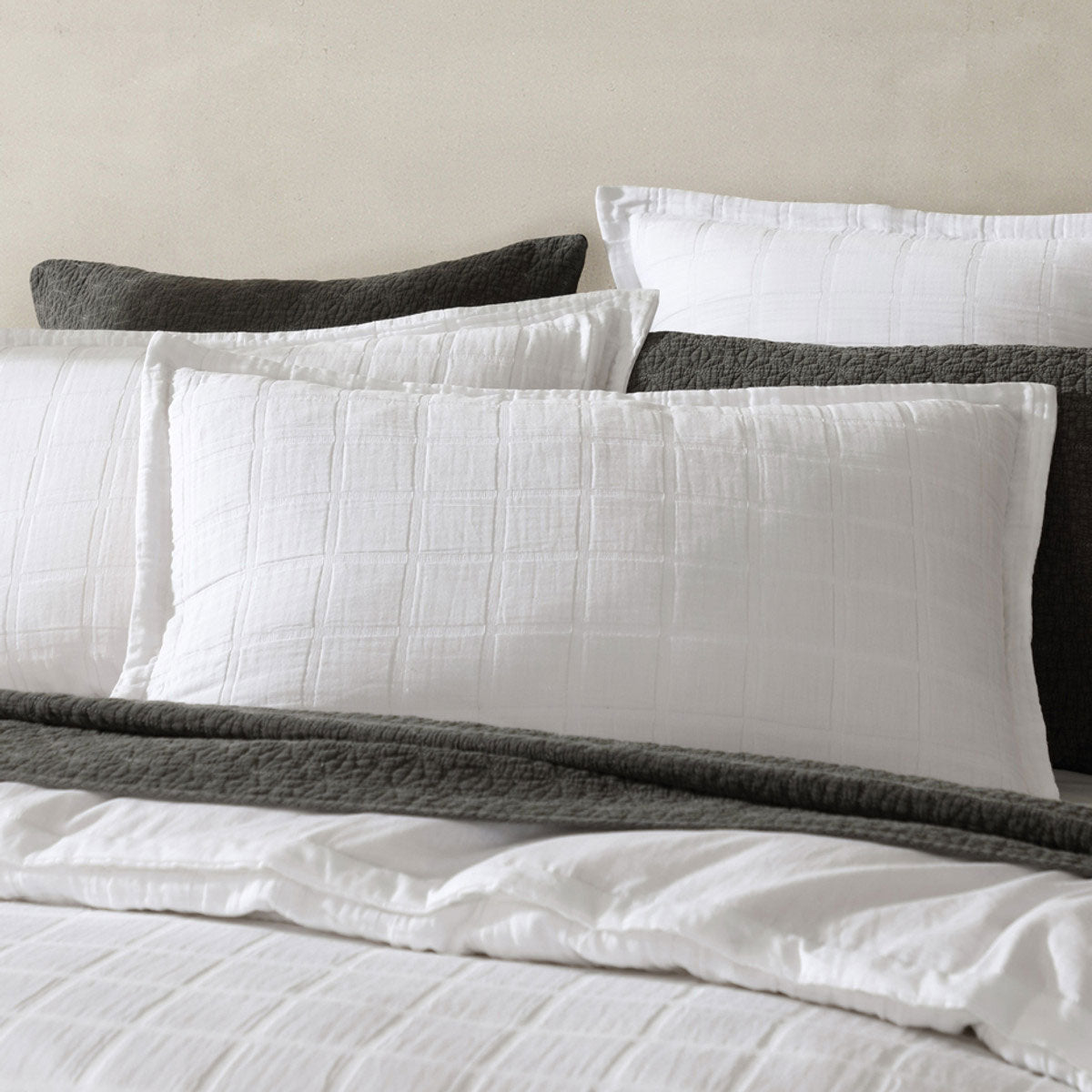 Platinum Collection Sierra White Cotton Matelasse Quilt Cover Set King